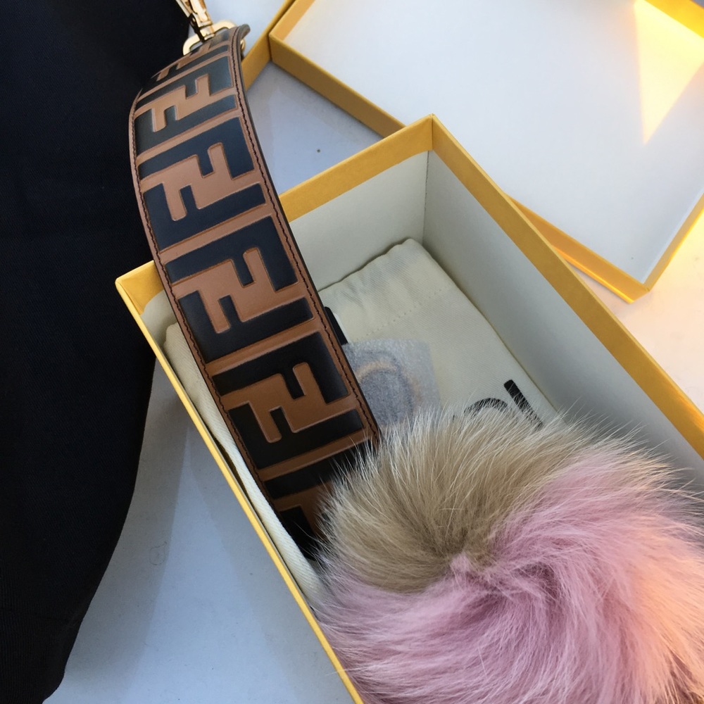 Fendi Handbag - Picture 3 of 4
